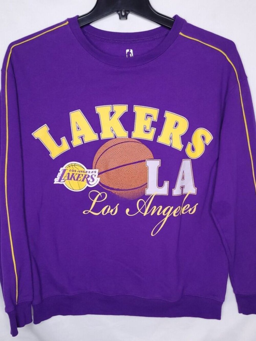 LA Lakers NBA Sweatshirt Size Large Los Angeles